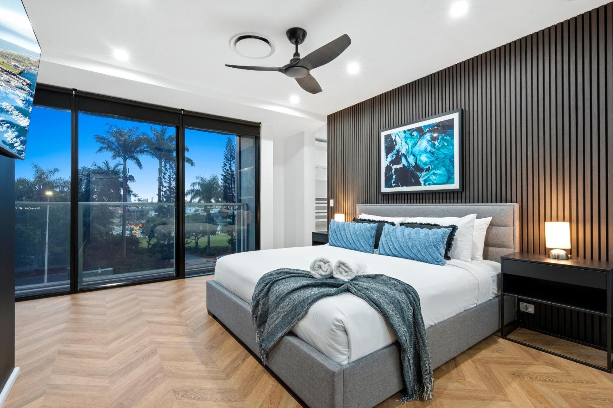Circle On Cavill - Self Contained & Privately Managed Apartments - Wow Stay 골드코스트 외부 사진